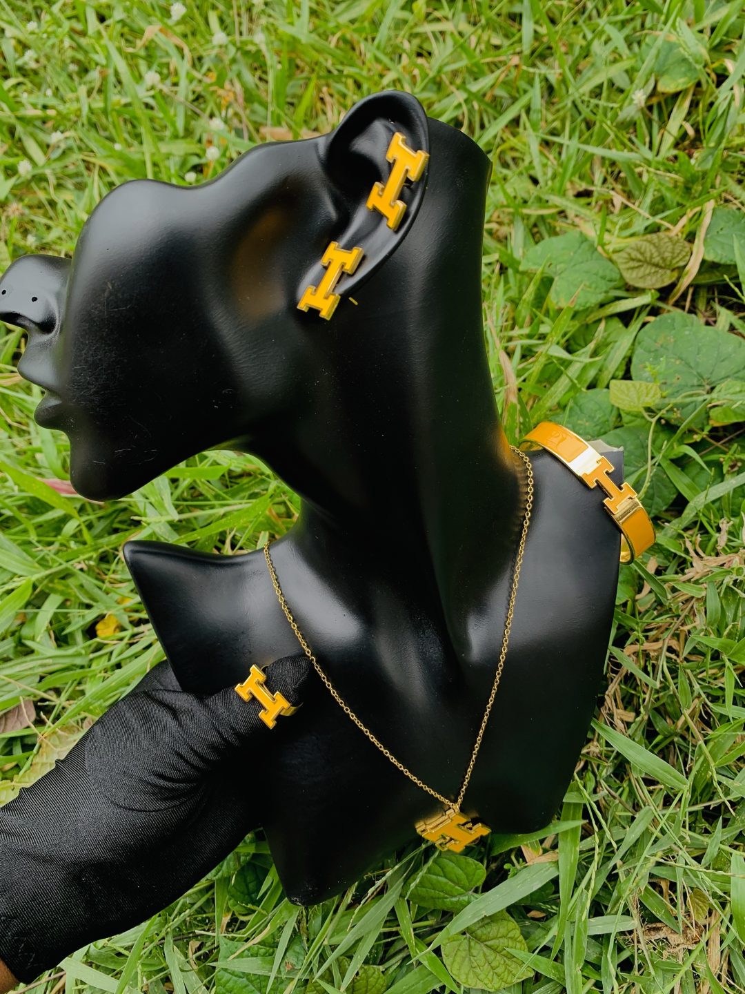 Gold/Yellow herms steel set - Image 2