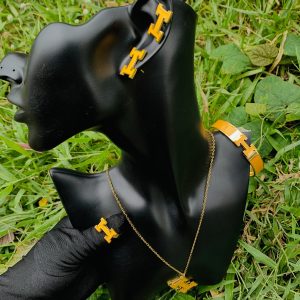 Gold/Yellow herms steel set
