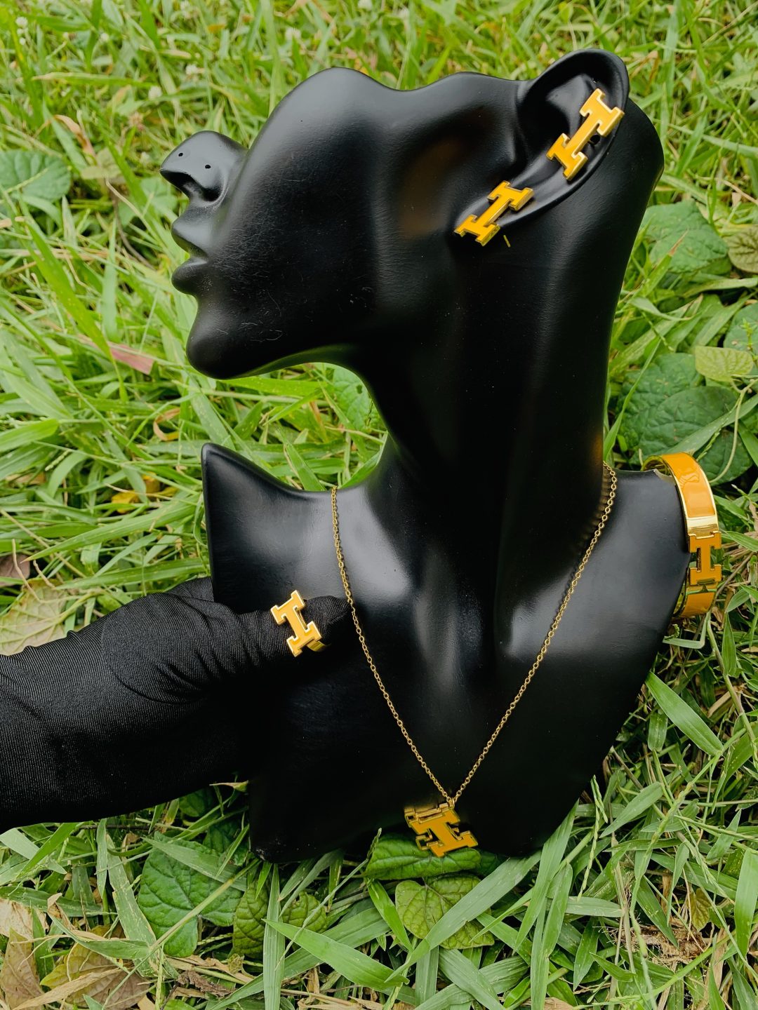 Gold/Yellow herms steel set - Image 3