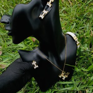 Gold/white Herms steel set