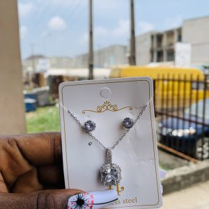 Fashion necklace and earrings 007