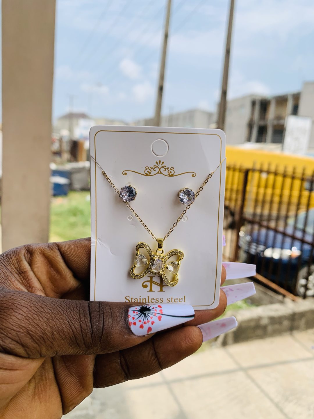 Fashion necklace and earrings 010