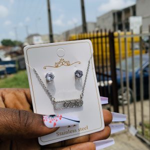 Fashion necklace and earrings 012