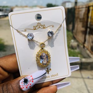 Fashion necklace and earrings 018