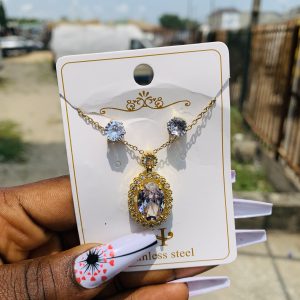 Fashion necklace and earrings 018