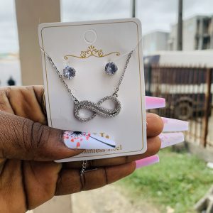Fashion necklace and earrings 020