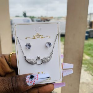 Fashion necklace and earrings 021