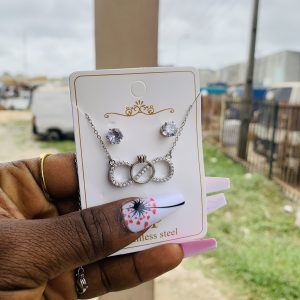 Fashion necklace and earrings 023
