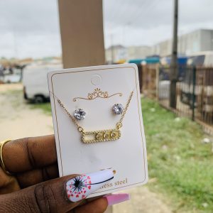 Fashion necklace and earrings 025