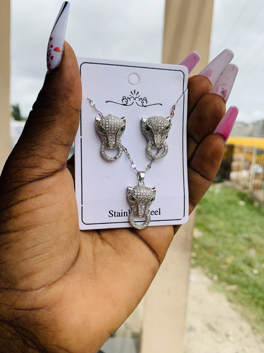 Leopard silver steel set