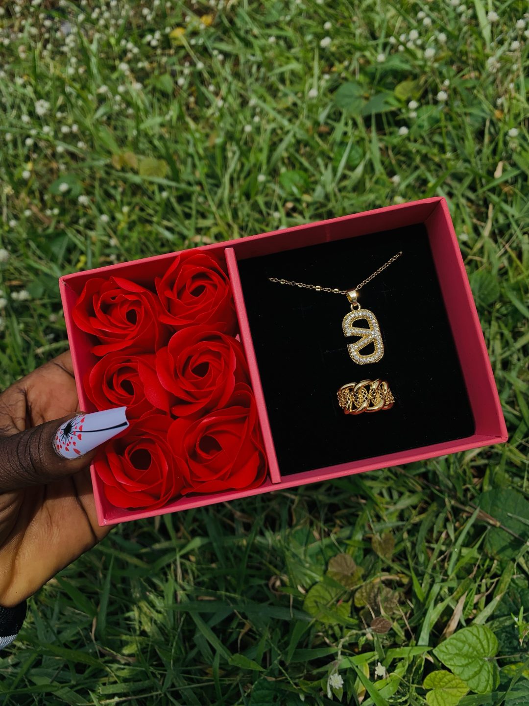Dainty necklace and ring comes with paper box 008 - Image 5