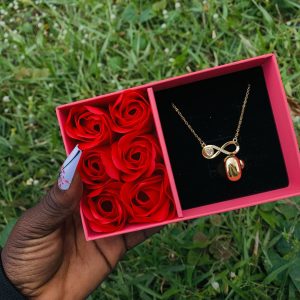 Dainty necklace and ring comes with paper box 007