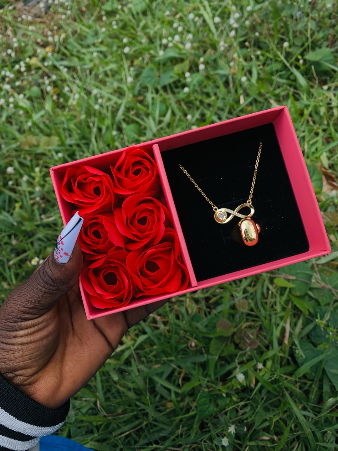 Dainty necklace and ring comes with paper box 007 - Image 5