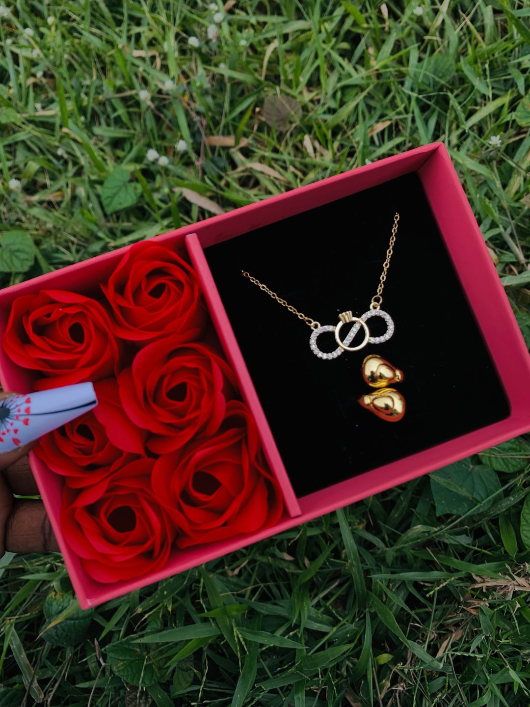 Dainty necklace and ring comes with paper box 003 - Image 2