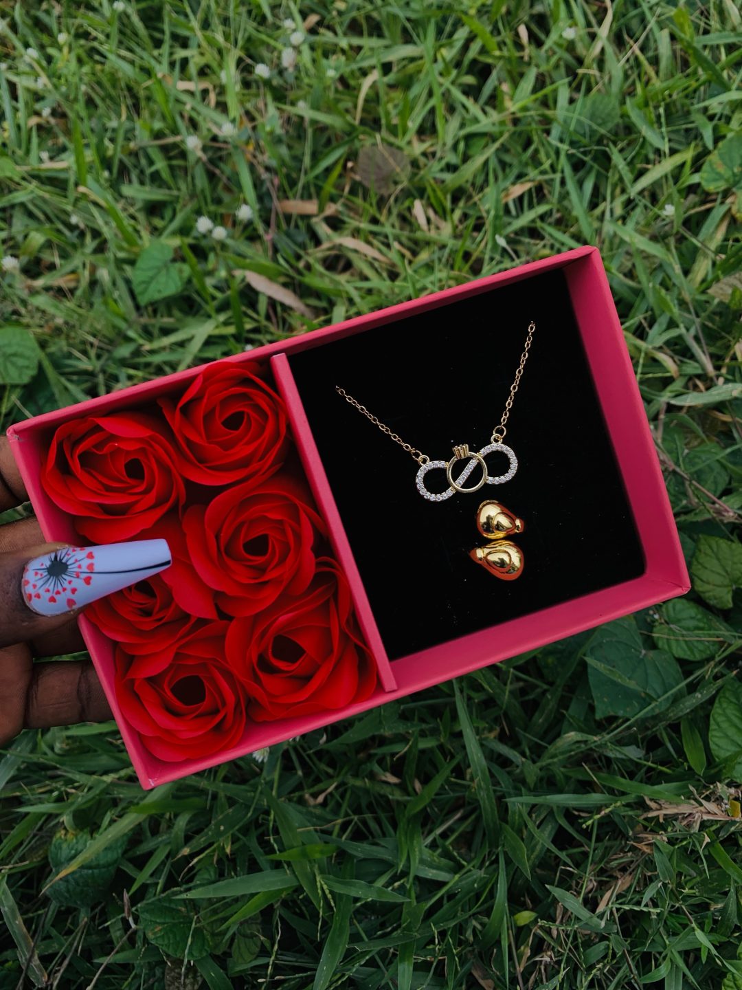Dainty necklace and ring comes with paper box 003 - Image 4