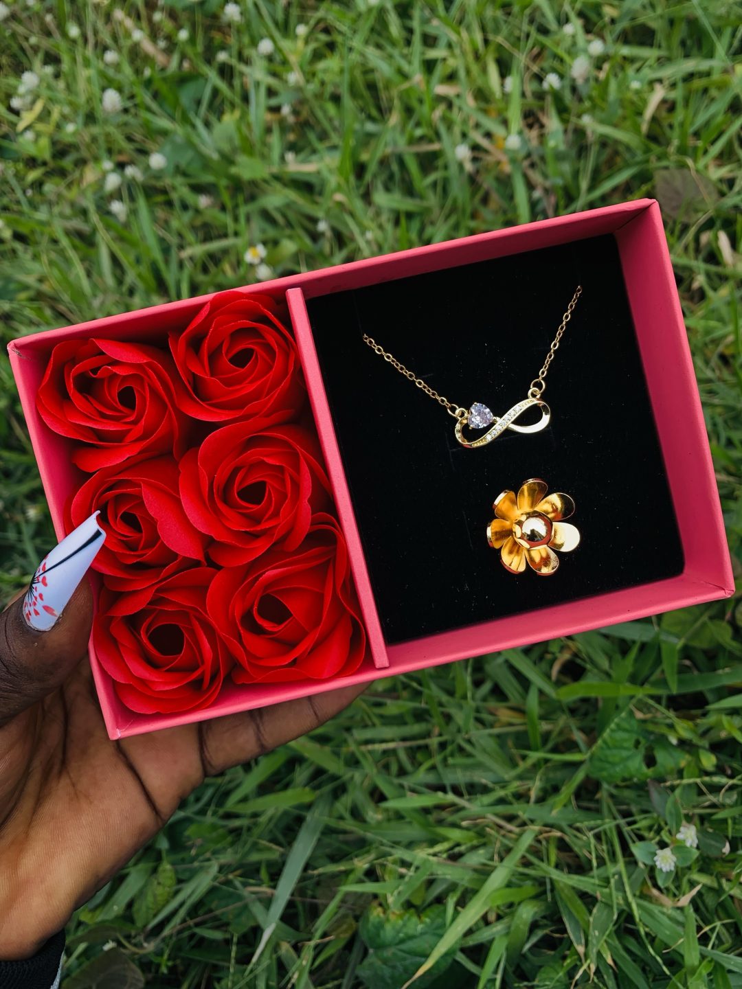 Dainty necklace and ring comes with paper box 004 - Image 2