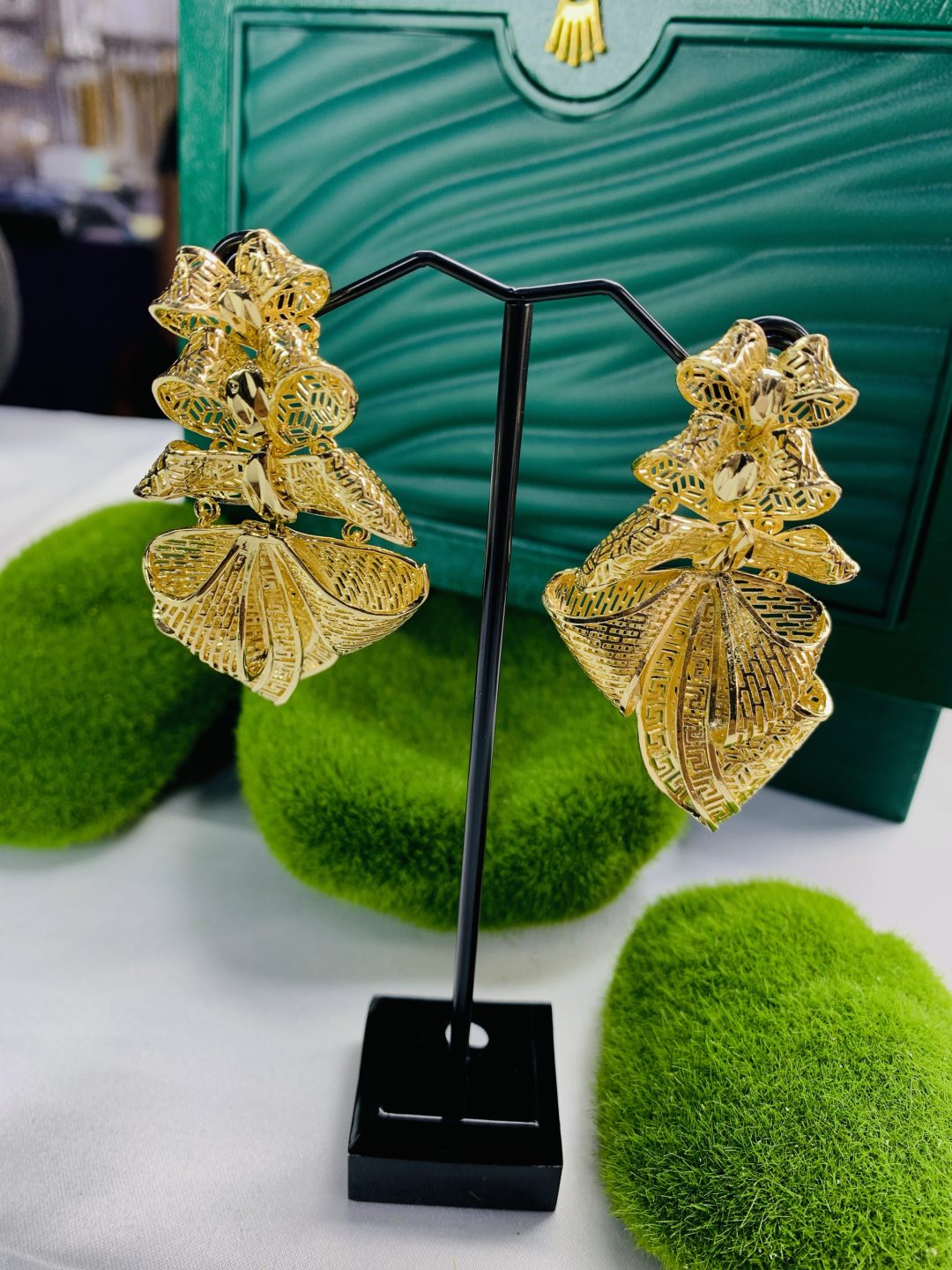 Yixin Bongos earrings - Image 4