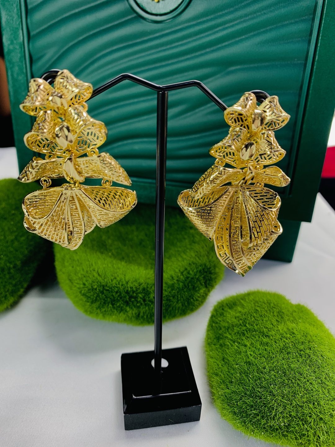 Yixin Bongos earrings - Image 2