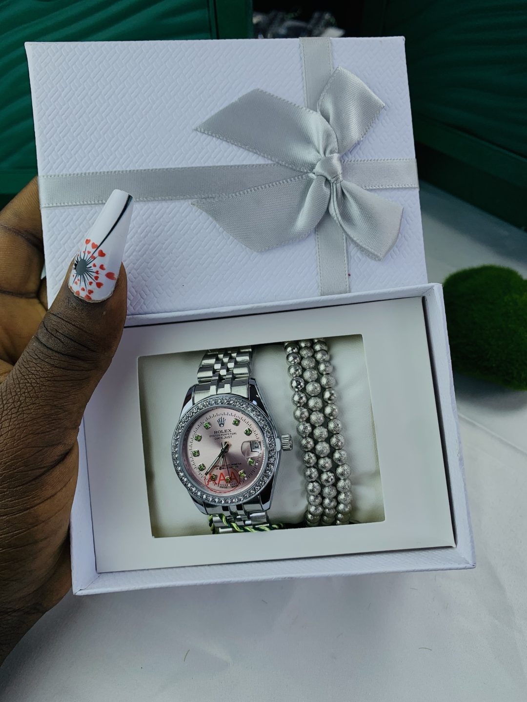 Rolex silver pink stoned face with exact box - Image 6
