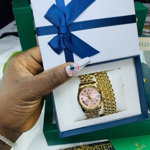 Rolex Gold pink face g Comes with exact box