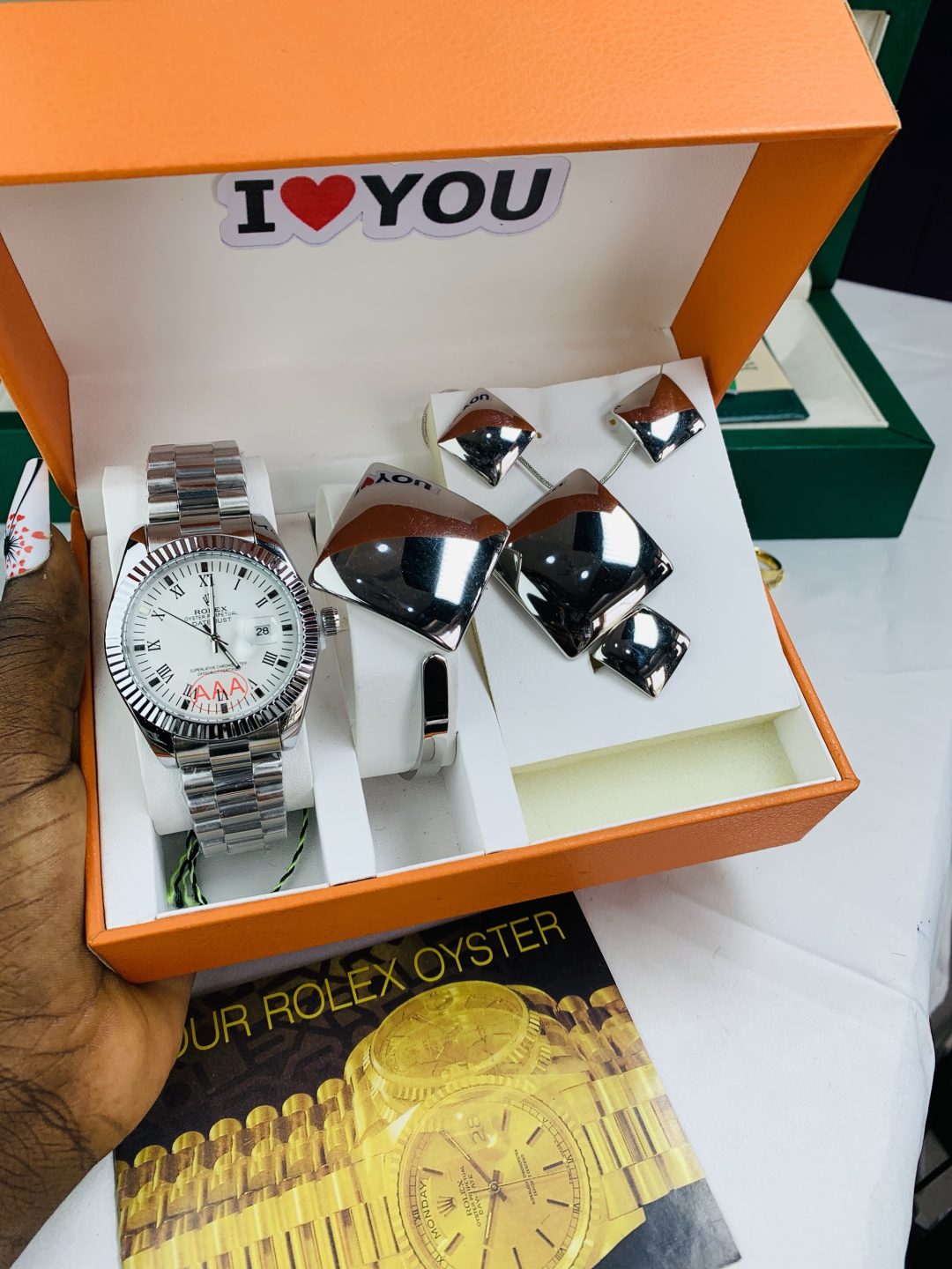 Rolex oyster silver face combo comes with big paper box - Image 4