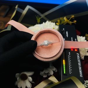 Moissanite ring 002