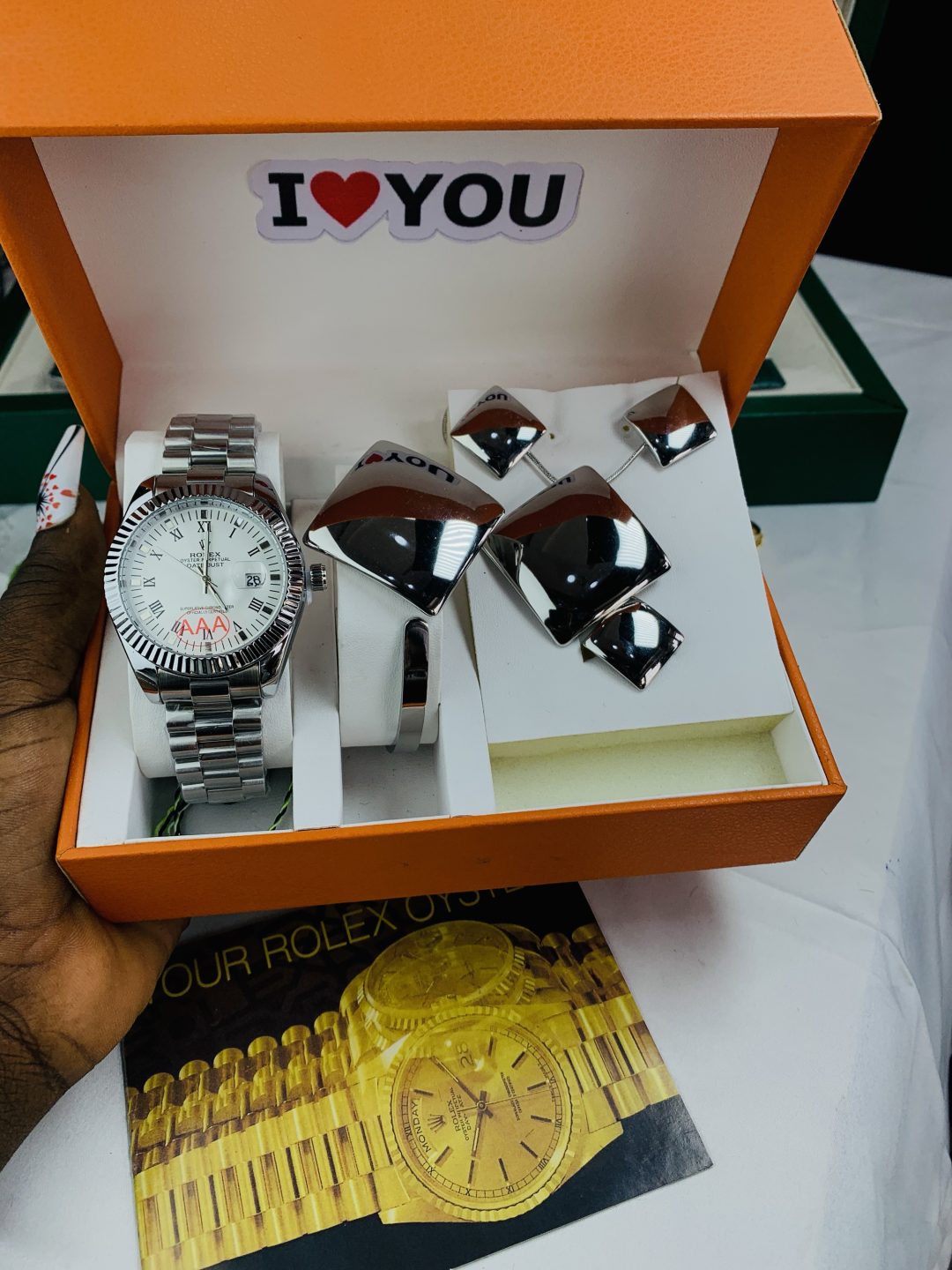 Rolex oyster silver face combo comes with big paper box - Image 2