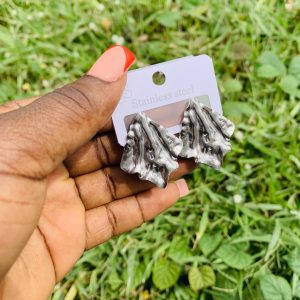 Stainless steel earrings 012