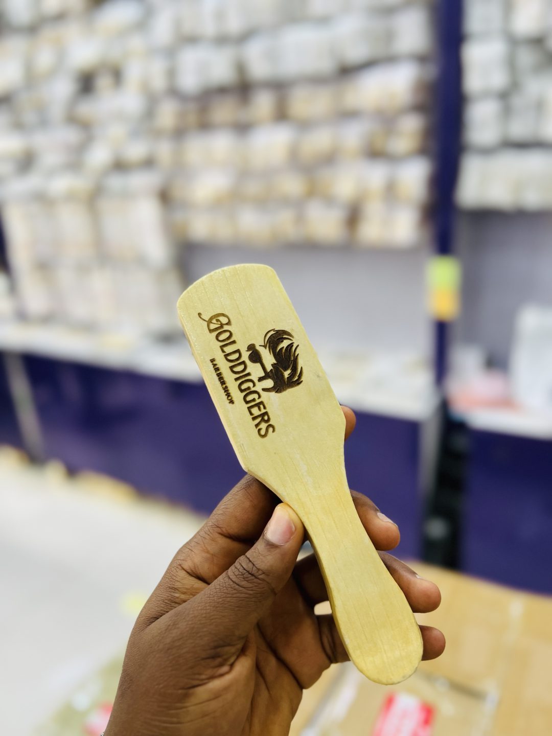 Engraved wooden beards/hair brush - Image 2