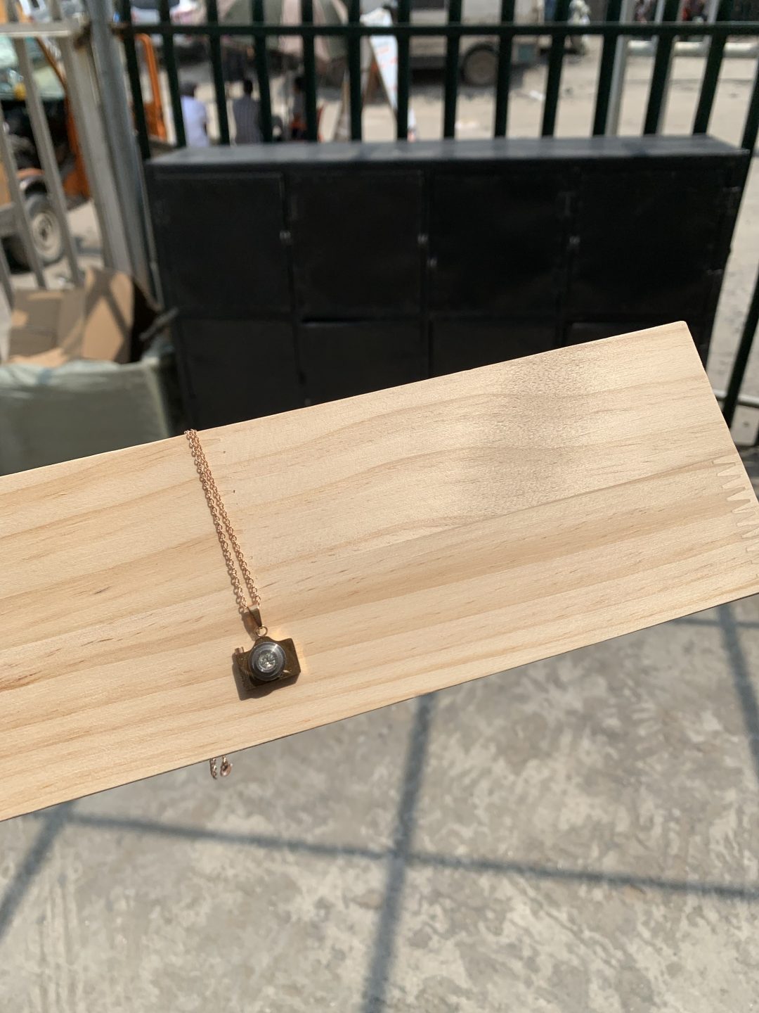 Female Rosegold necklace - Image 6