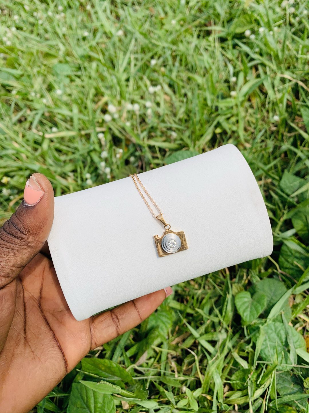 Female Rosegold necklace - Image 2
