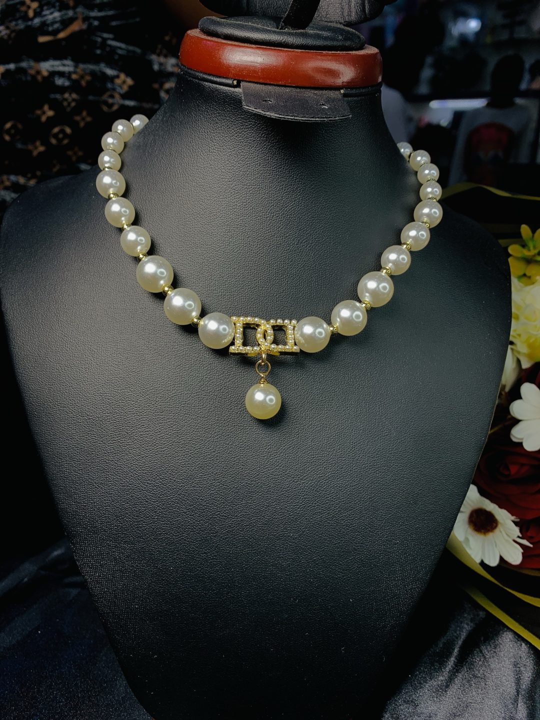 DG Pearl necklace - Image 4