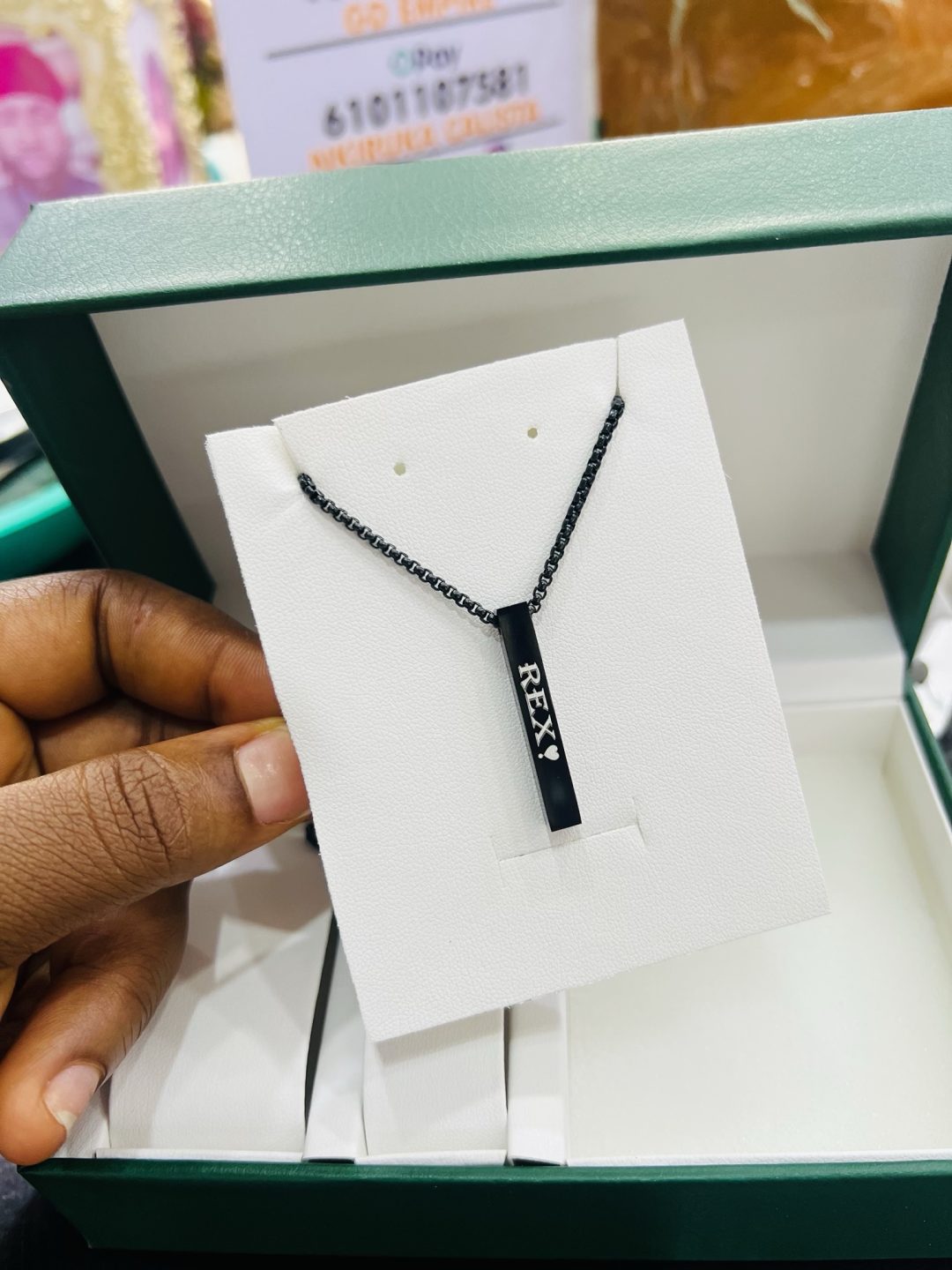 Engraved black block necklace - Image 3
