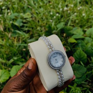 Rebirth silver pearl watch