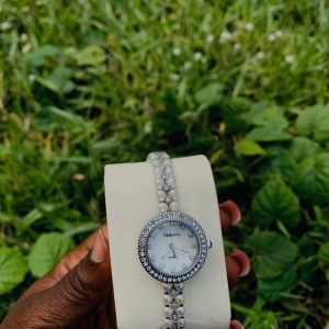 Rebirth silver pearl watch