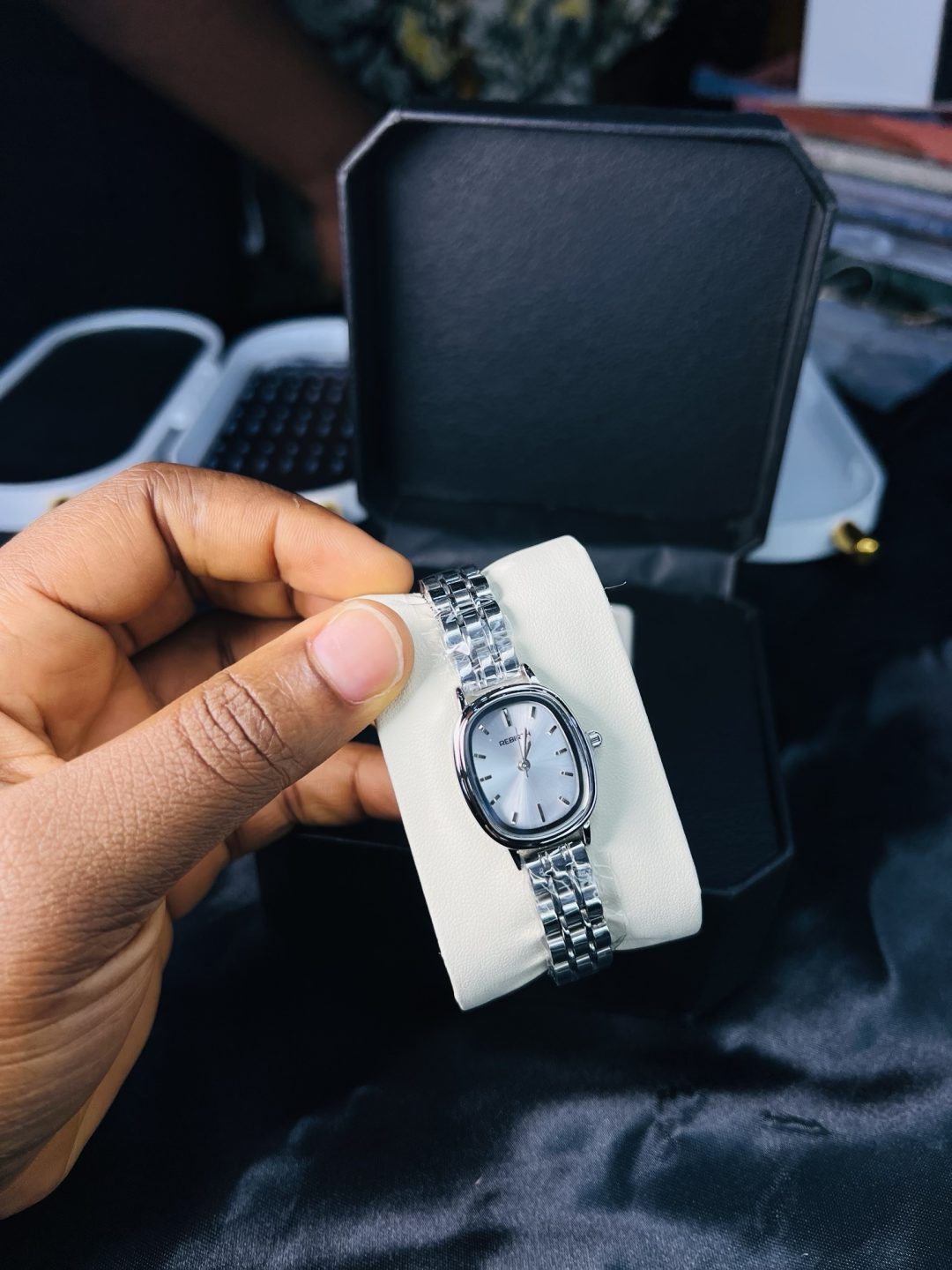 Rebirth white  slim face watch - Image 5