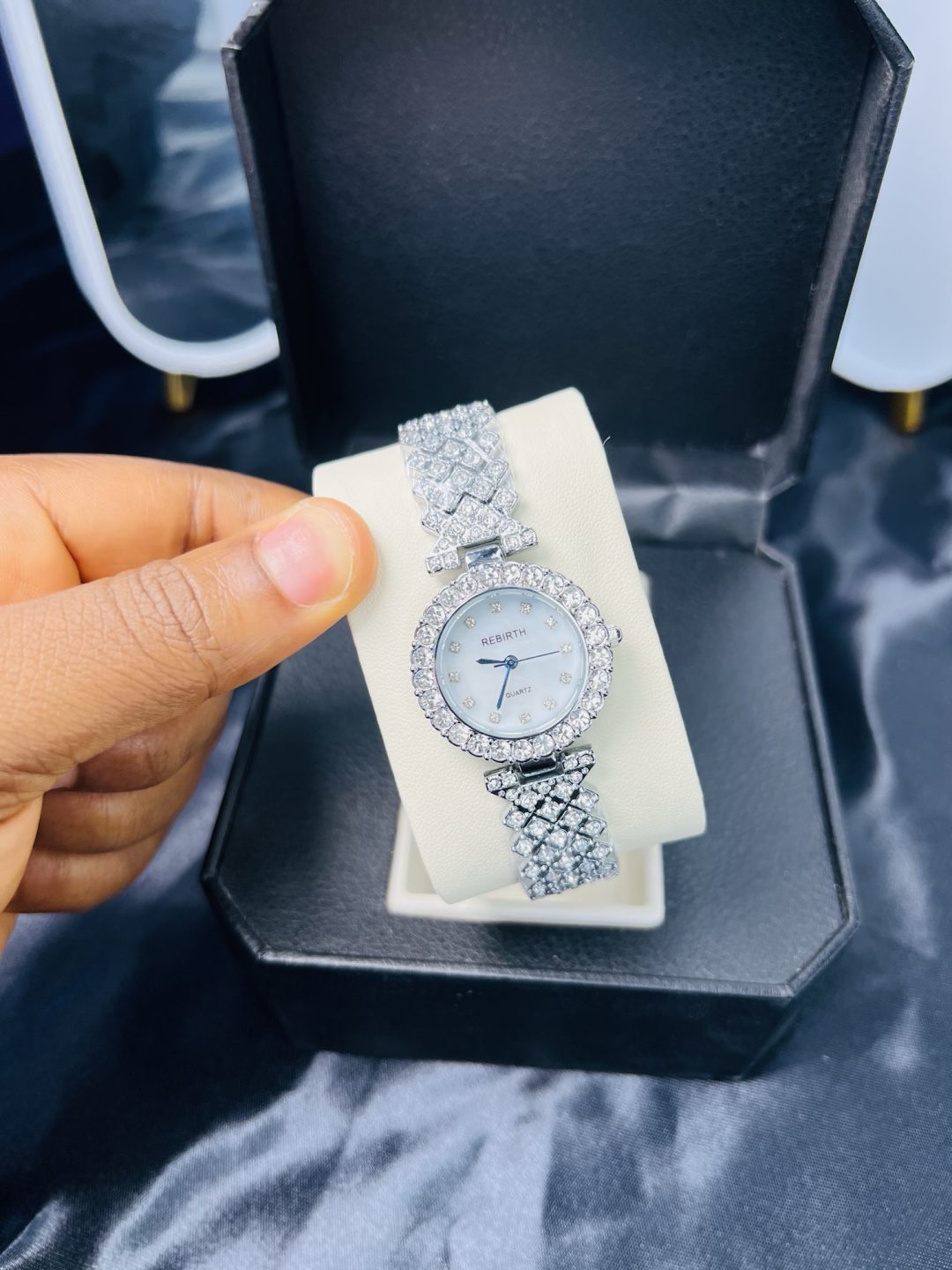 Rebirth silver ice stoned face watch - Image 3
