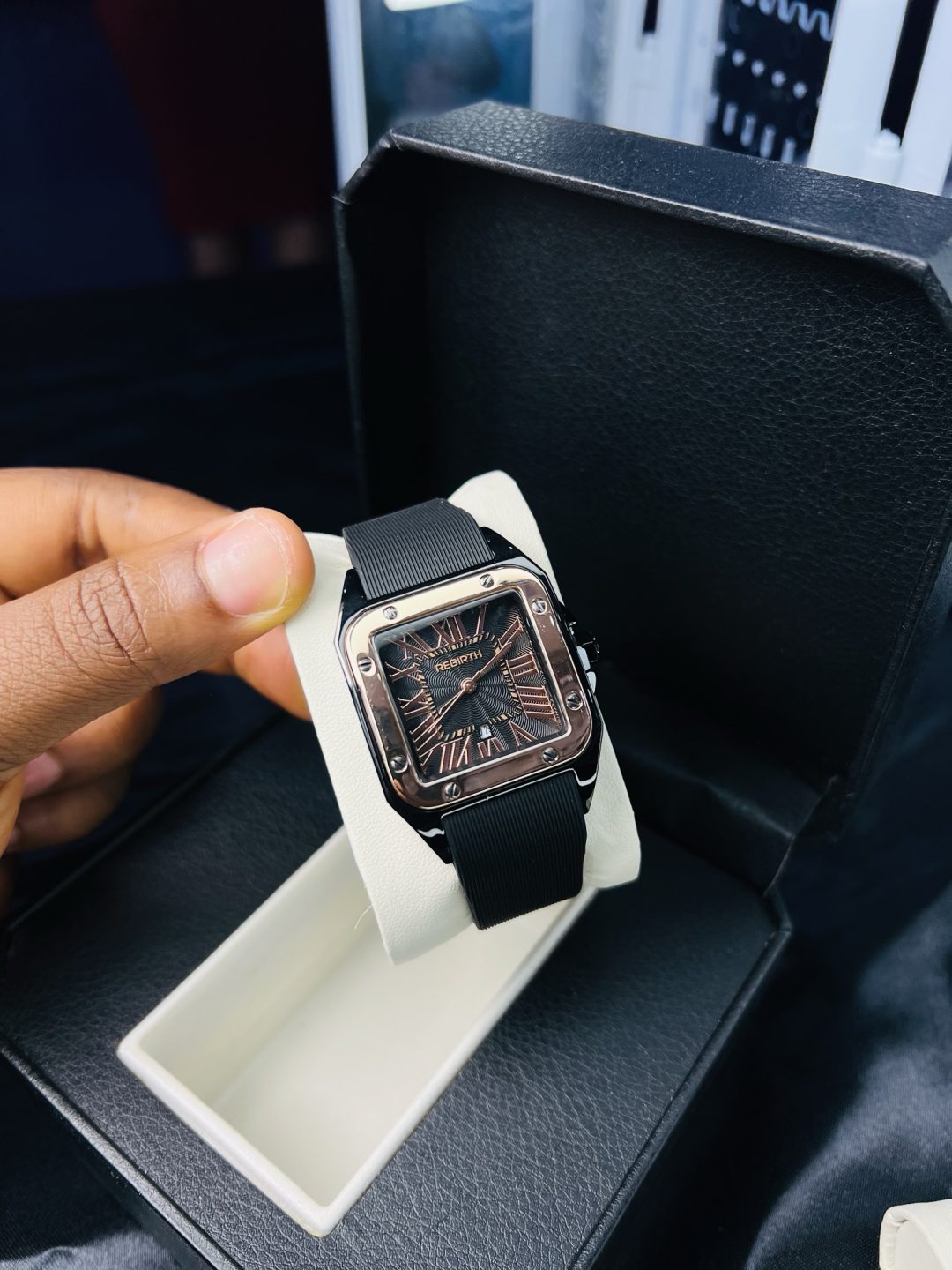 Rebirth female face rubber watch with day and date! - Image 2