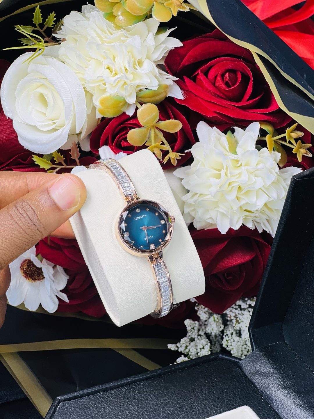 Rebirth Rose gold ice holographic watch - Image 4