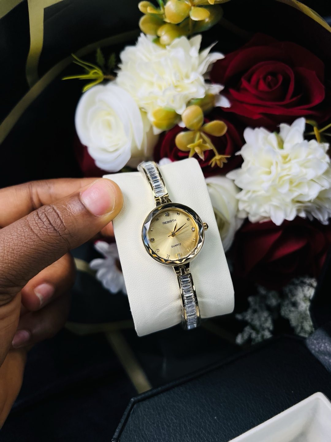 Rebirth gold ice holographic watch - Image 4