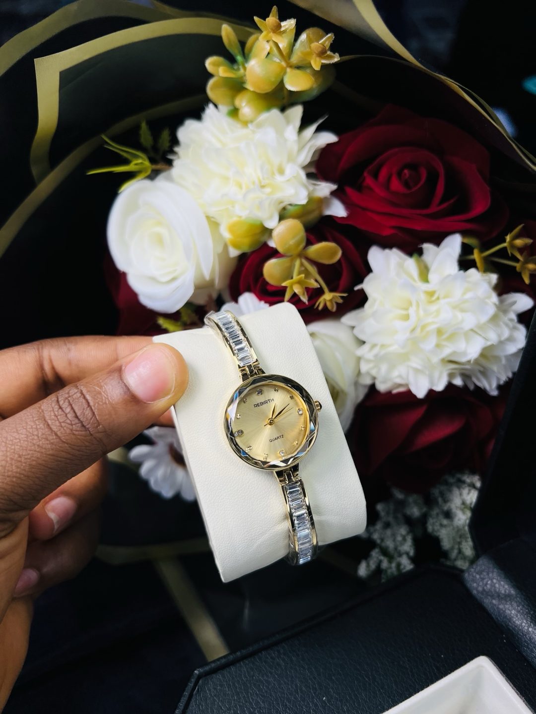 Rebirth gold ice holographic watch - Image 5