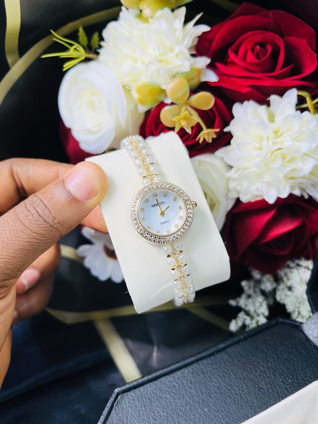 Rebirth gold pearls firm watch - Image 5