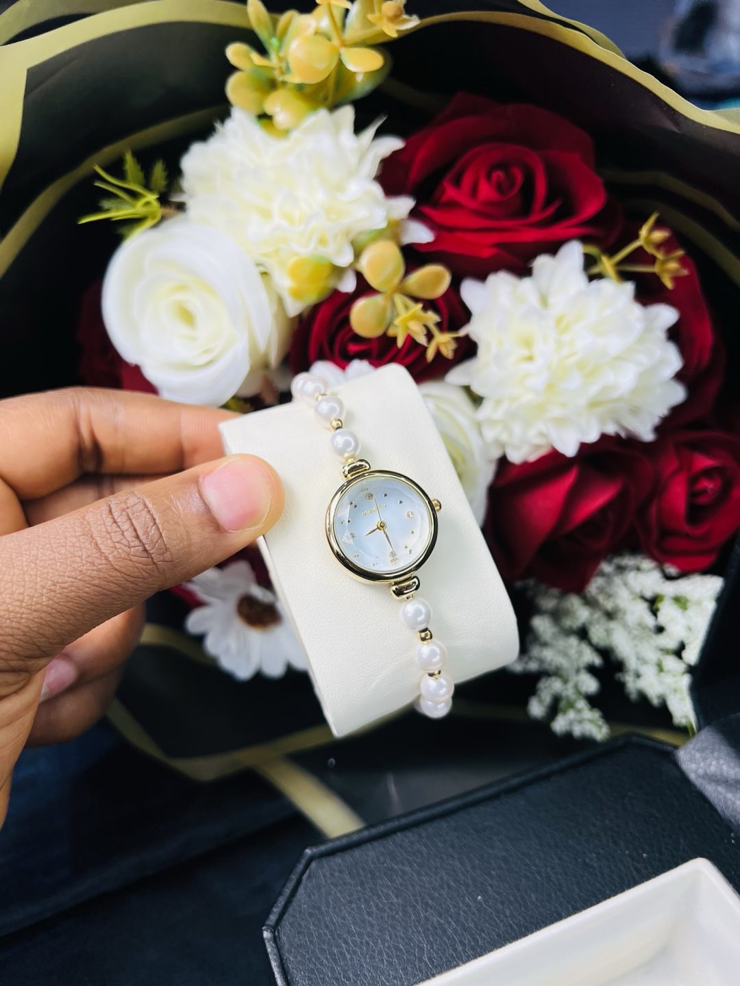 Rebirth pearls gold dropping watch - Image 4