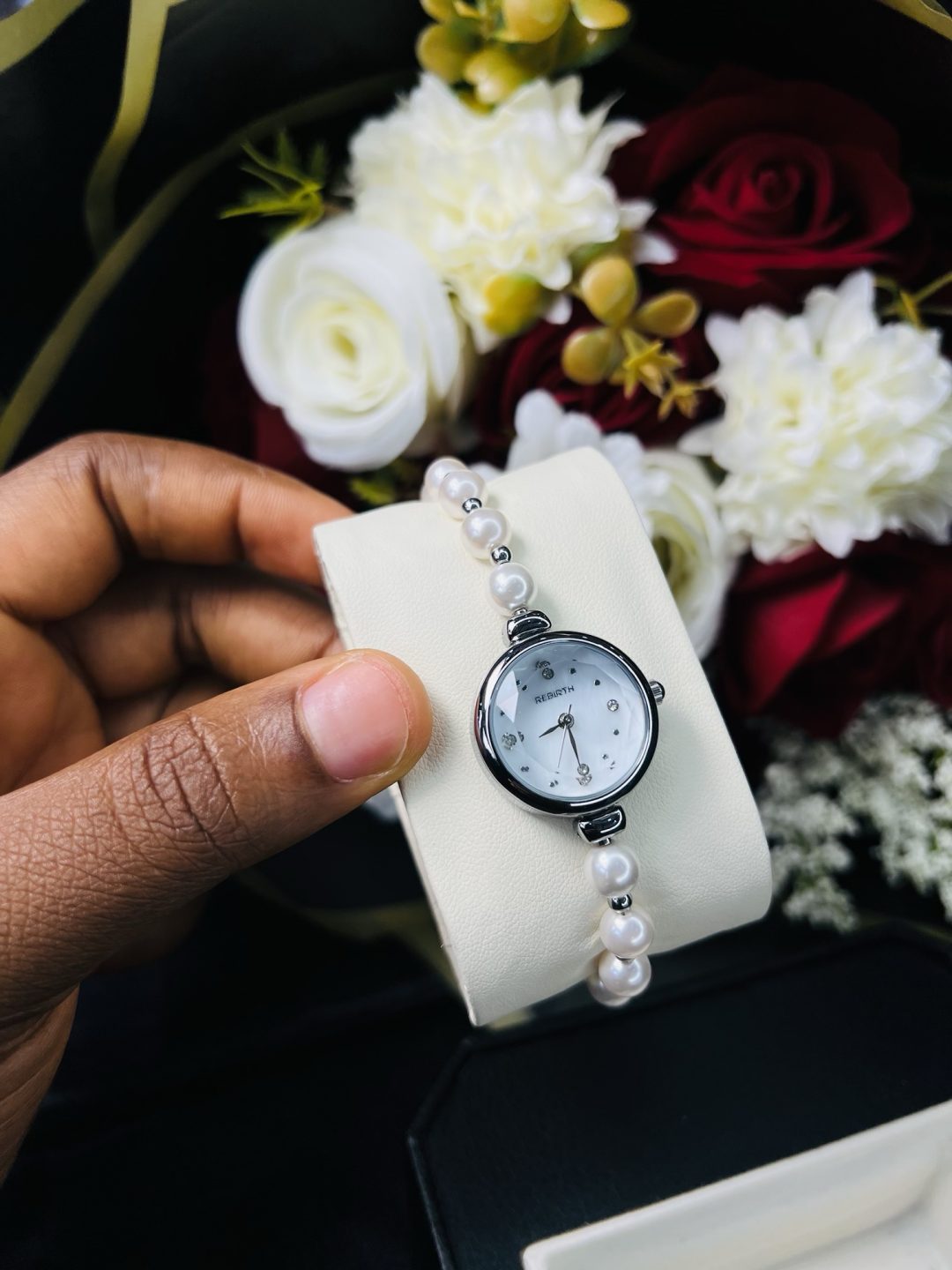 Rebirth pearls silver dropping watch - Image 5