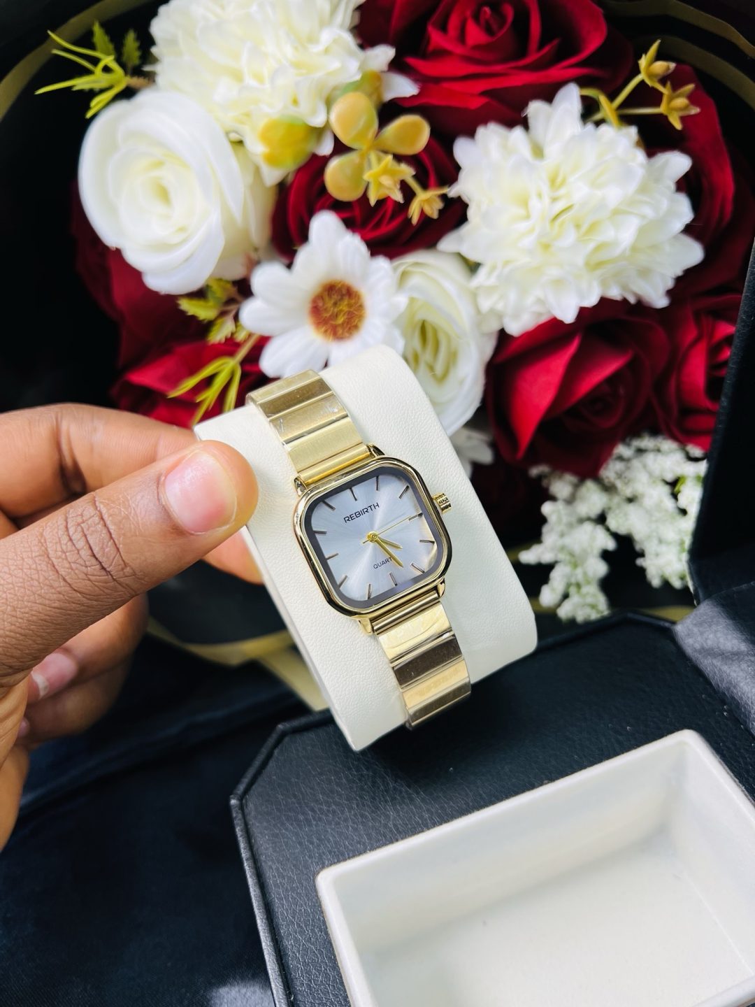 Rebirth gold square white face watch