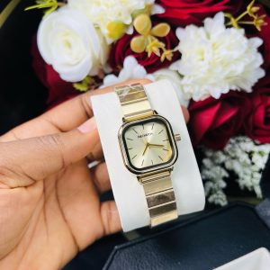 Rebirth gold square gold face watch