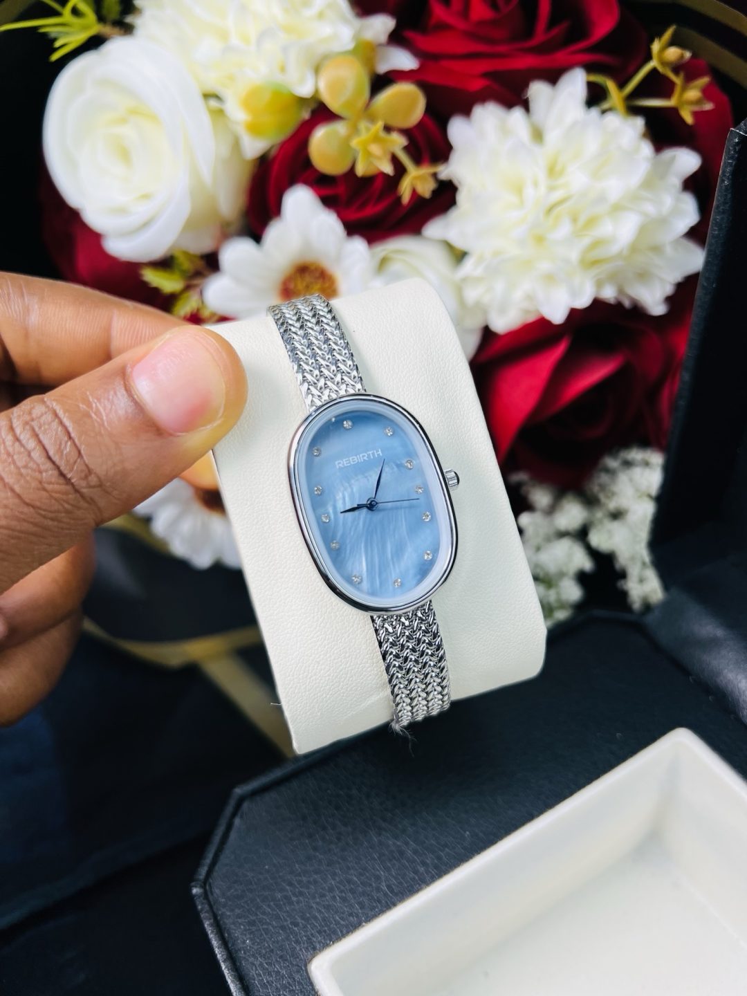 Rebirth silver Blue face oval watch - Image 3