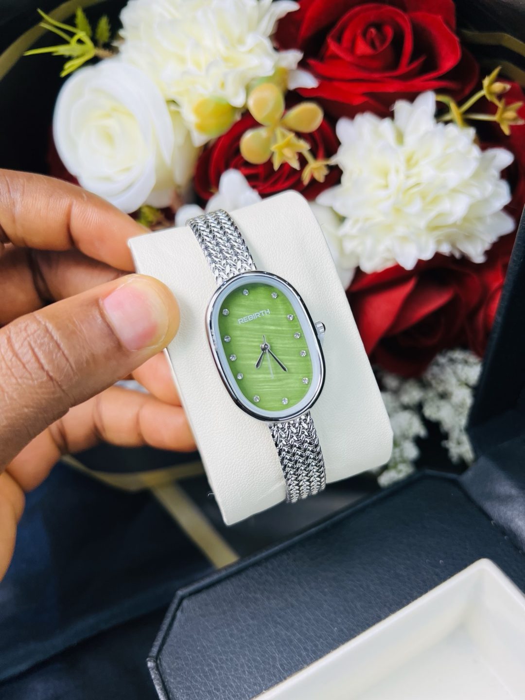 Rebirth silver green face oval watch - Image 2