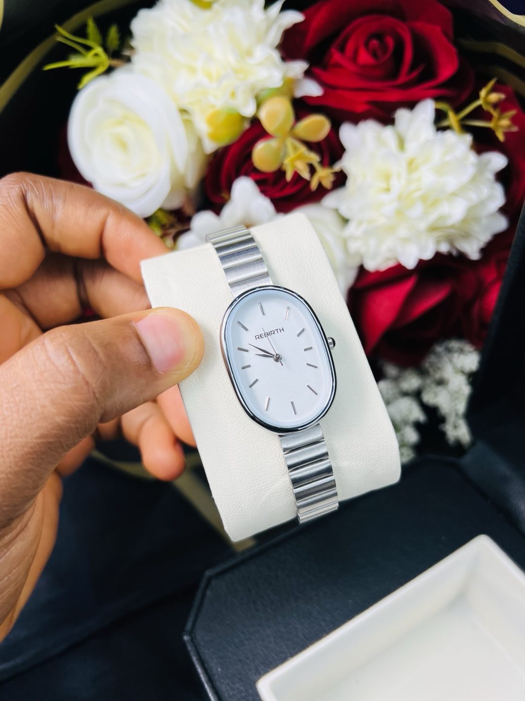 Rebirth silver white face oval watch - Image 3