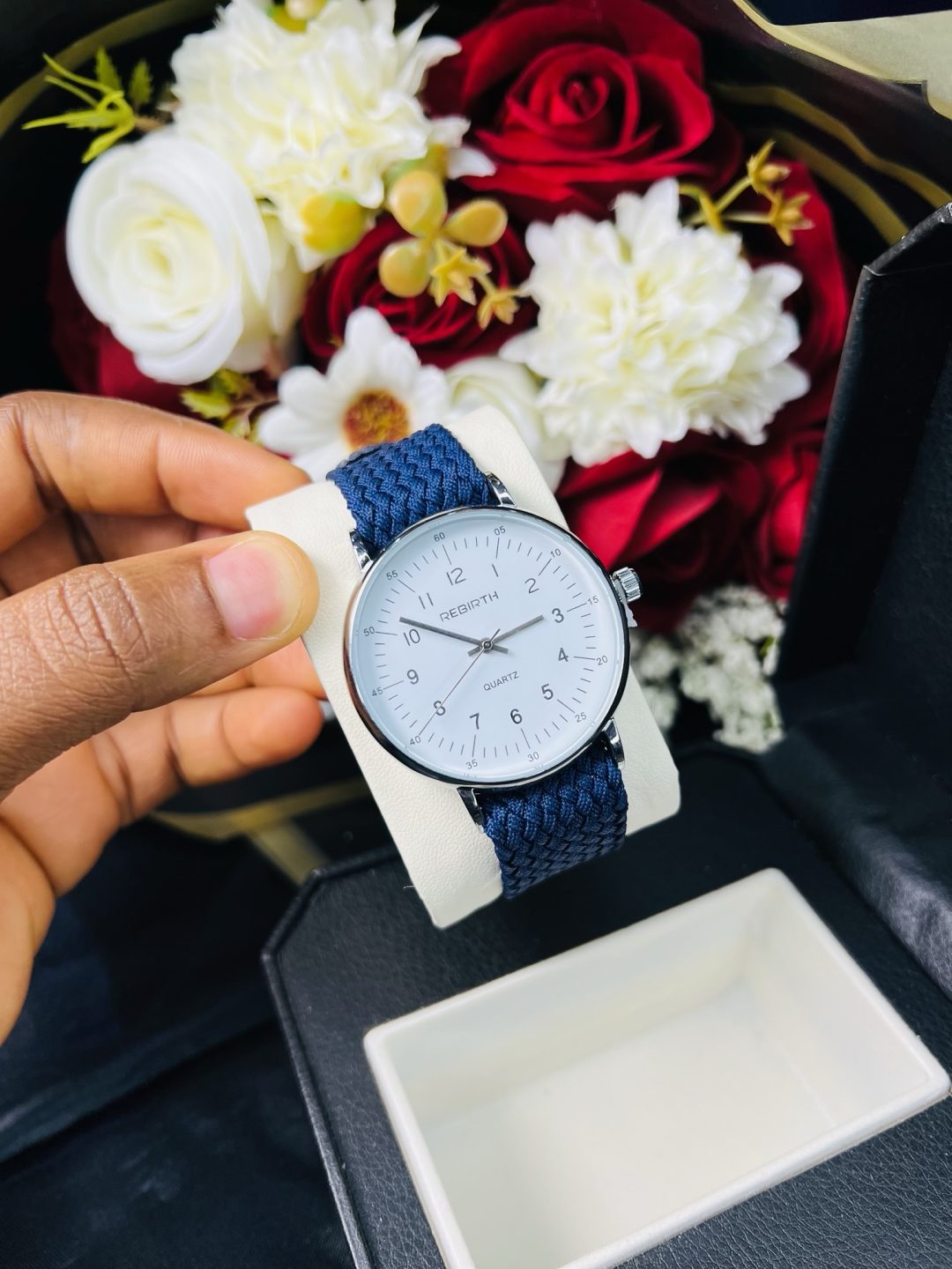 Rebirth blue weaves strap watch - Image 2